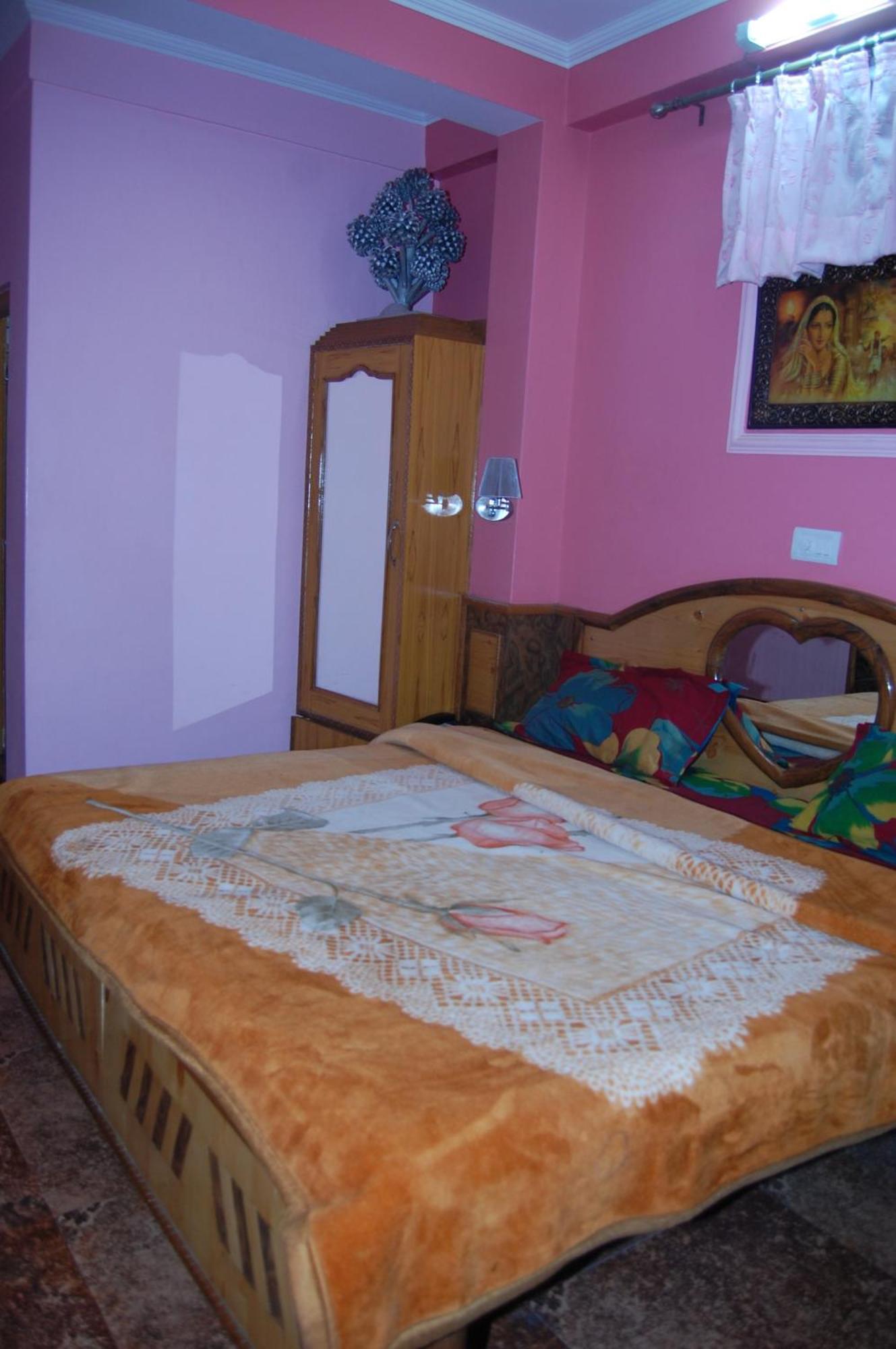 Hotel Ashish Inn Kandaghat Экстерьер фото